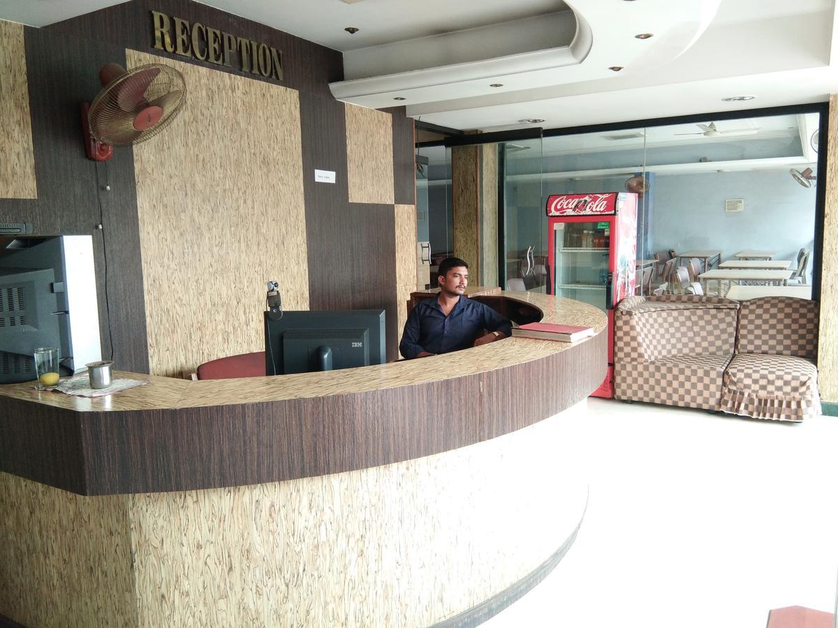 迈索尔 Kl Residency酒店 外观 照片