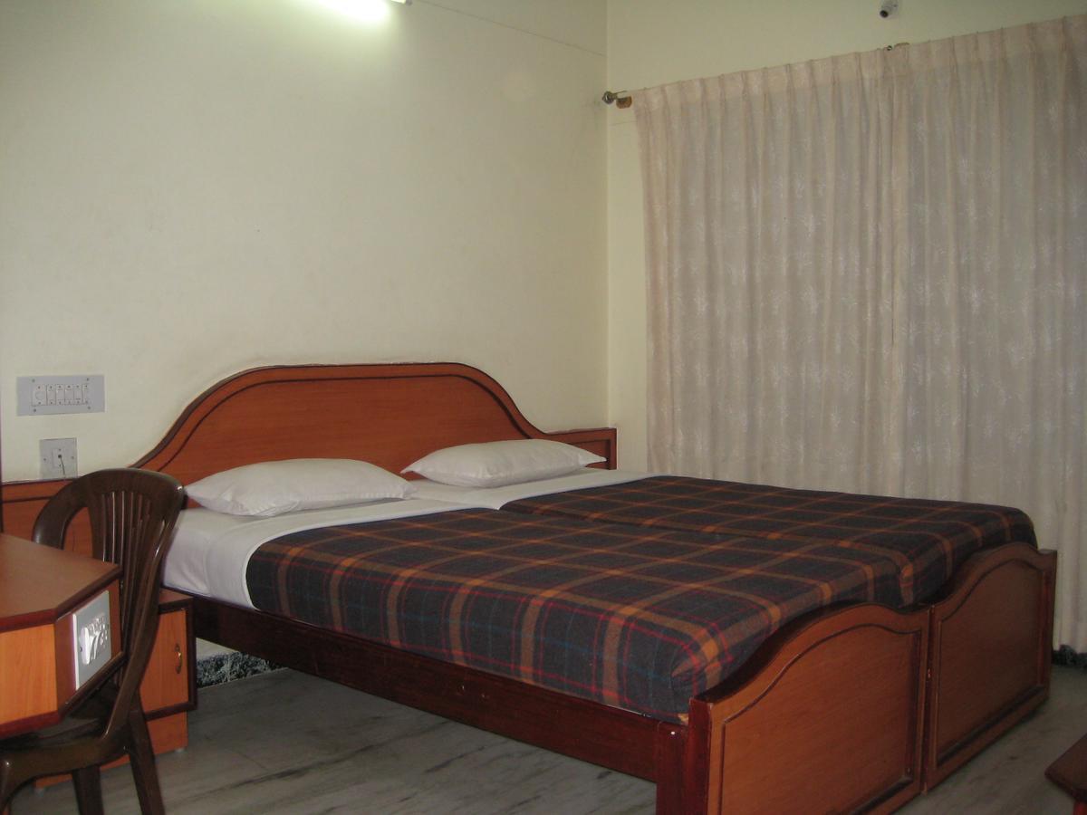 迈索尔 Kl Residency酒店 外观 照片
